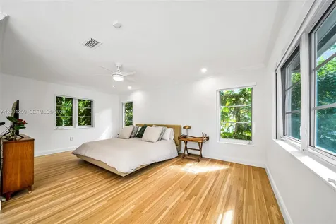 1010 Placetas Avenue Coral Gables FL 33146