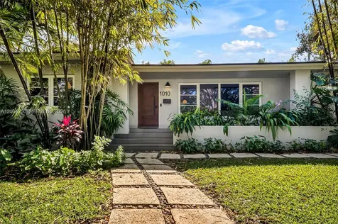 1010 Placetas Avenue Coral Gables FL 33146