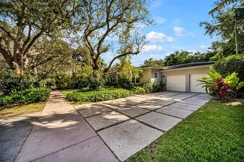 1010 Placetas Avenue Coral Gables FL 33146