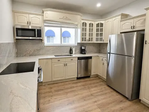 426 SW 26th Road Miami FL 33129