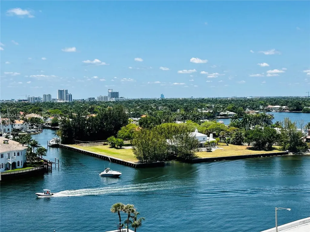 1501 S Ocean Drive Hollywood FL 33019
