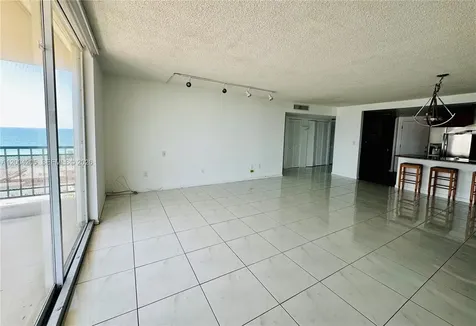 1501 S Ocean Drive Hollywood FL 33019