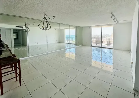 1501 S Ocean Drive Hollywood FL 33019