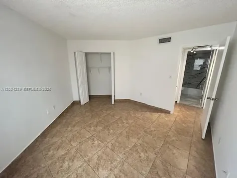 6292 NW 186th Street Hialeah FL 33015