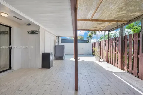 5222 SW 139th Place Miami FL 33175