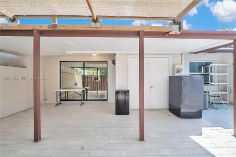 5222 SW 139th Place Miami FL 33175
