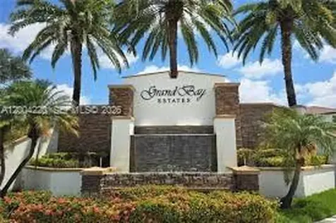 8900 NW 97th Avenue Doral FL 33178