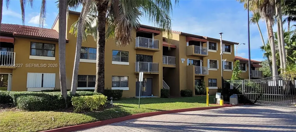 15650 SW 80th Street Miami FL 33193