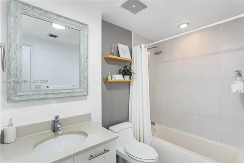 3250 NE 1st Avenue Miami FL 33137