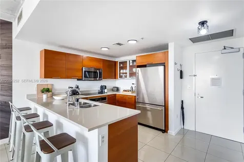 3250 NE 1st Avenue Miami FL 33137