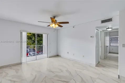 140 NW 14th Avenue Miami FL 33125