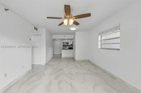 140 NW 14th Avenue Miami FL 33125