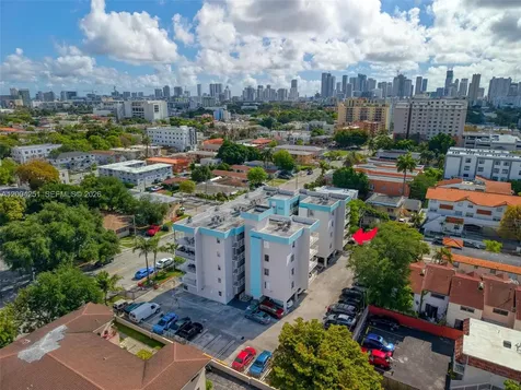 140 NW 14th Avenue Miami FL 33125
