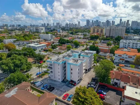 140 NW 14th Avenue Miami FL 33125