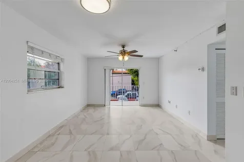 140 NW 14th Avenue Miami FL 33125