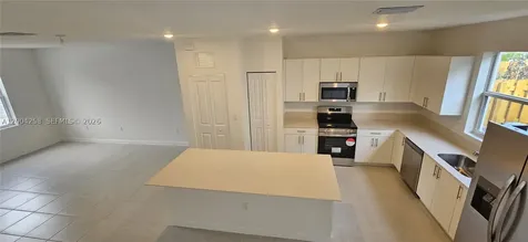 1181 SE 1st Street Florida City FL 33034