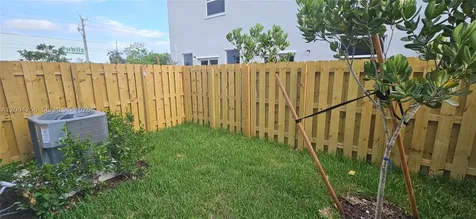1181 SE 1st Street Florida City FL 33034