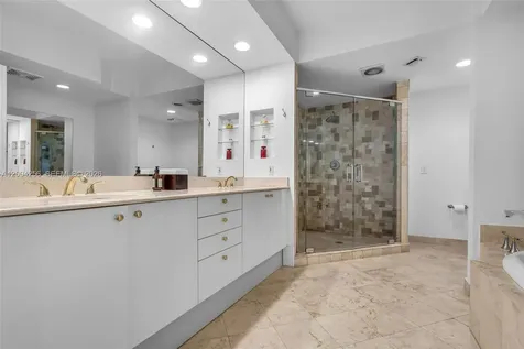 791 Crandon Boulevard Key Biscayne FL 33149