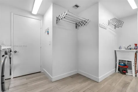 791 Crandon Boulevard Key Biscayne FL 33149