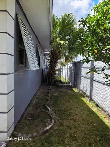 Miami FL 33176