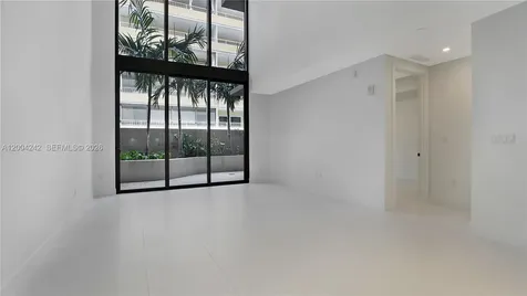 3034 Oak Avenue Miami FL 33133