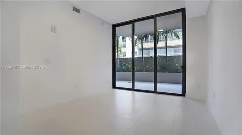 3034 Oak Avenue Miami FL 33133