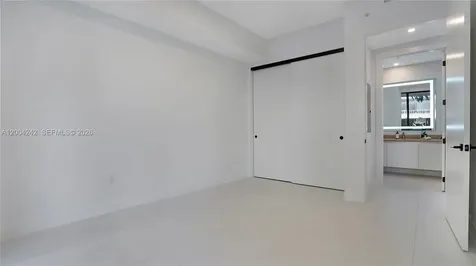 3034 Oak Avenue Miami FL 33133
