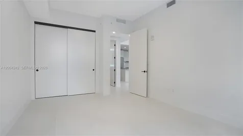 3034 Oak Avenue Miami FL 33133