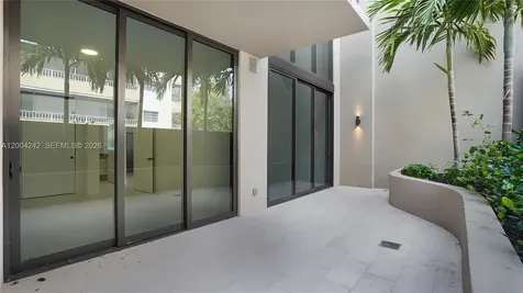 3034 Oak Avenue Miami FL 33133