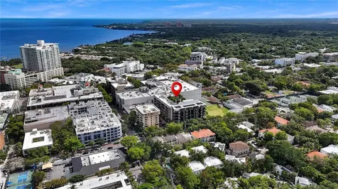 3034 Oak Avenue Miami FL 33133