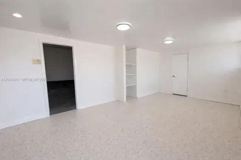 7335 NW 32nd Avenue Miami FL 33147