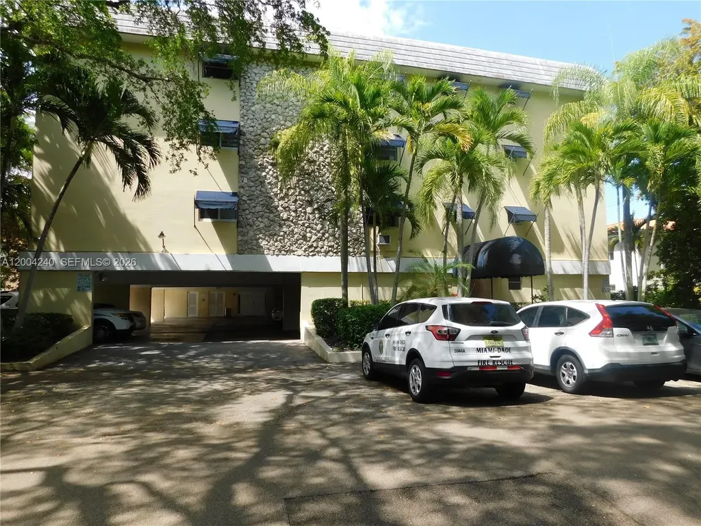 427 Santander Avenue Coral Gables FL 33134