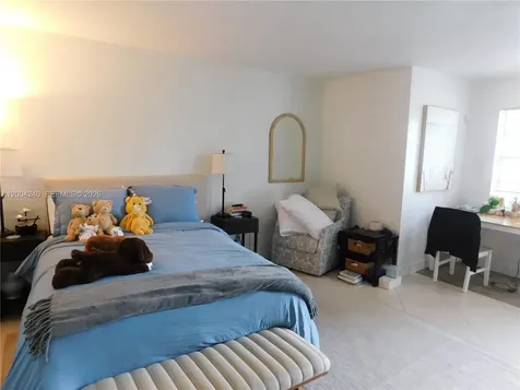 427 Santander Avenue Coral Gables FL 33134