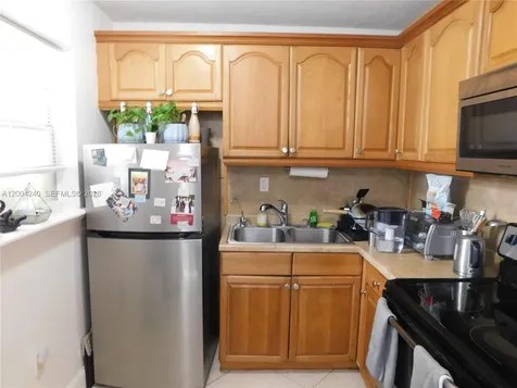 427 Santander Avenue Coral Gables FL 33134