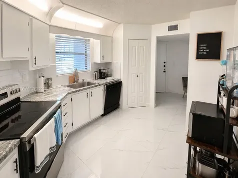 6555 W Broward Boulevard Plantation FL 33317