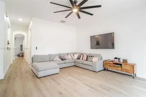 4414 Morgan Lane Davie FL 33328