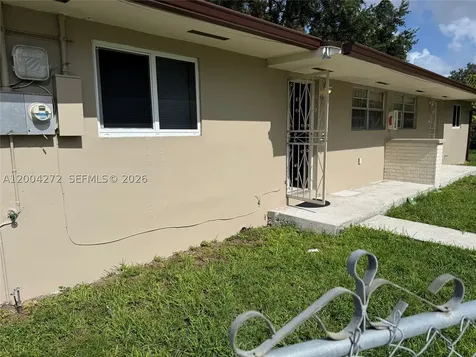 2742 NW 49th Street Miami FL 33142