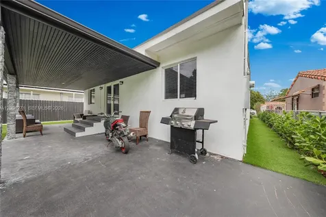2612 SW 12th Street Miami FL 33135