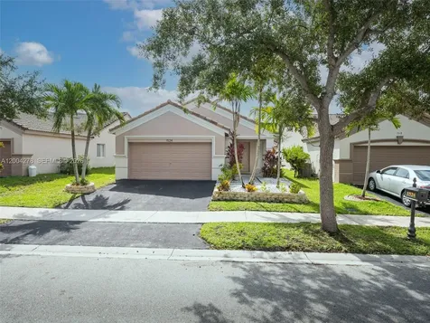 1524 Canary Island Drive Weston FL 33327