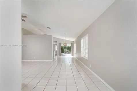 1524 Canary Island Drive Weston FL 33327