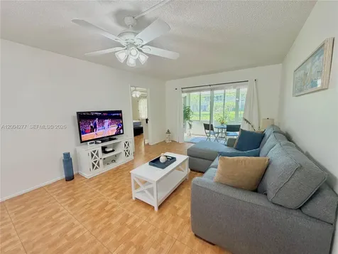 1203 Bahama Bend Coconut Creek FL 33066