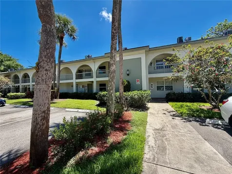 1203 Bahama Bend Coconut Creek FL 33066