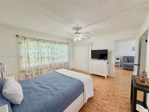 1203 Bahama Bend Coconut Creek FL 33066
