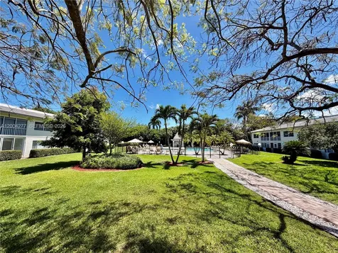 1203 Bahama Bend Coconut Creek FL 33066