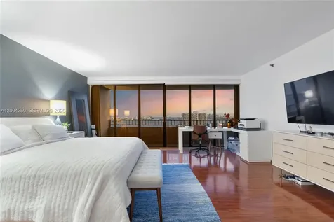 11113 Biscayne Boulevard Miami FL 33181