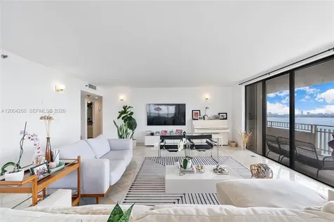 11113 Biscayne Boulevard Miami FL 33181