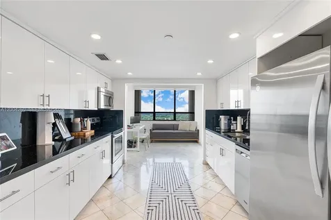11113 Biscayne Boulevard Miami FL 33181