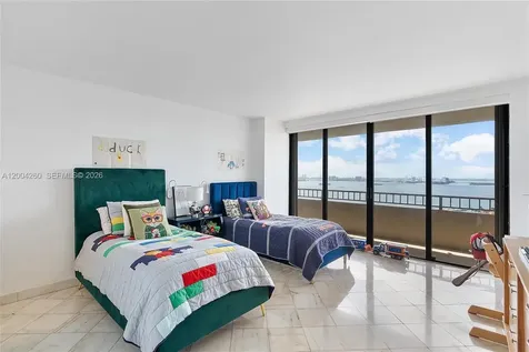 11113 Biscayne Boulevard Miami FL 33181