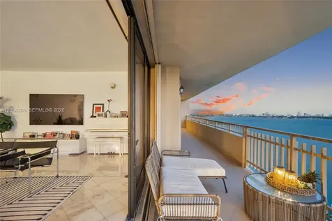 11113 Biscayne Boulevard Miami FL 33181