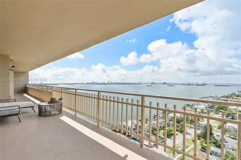 11113 Biscayne Boulevard Miami FL 33181